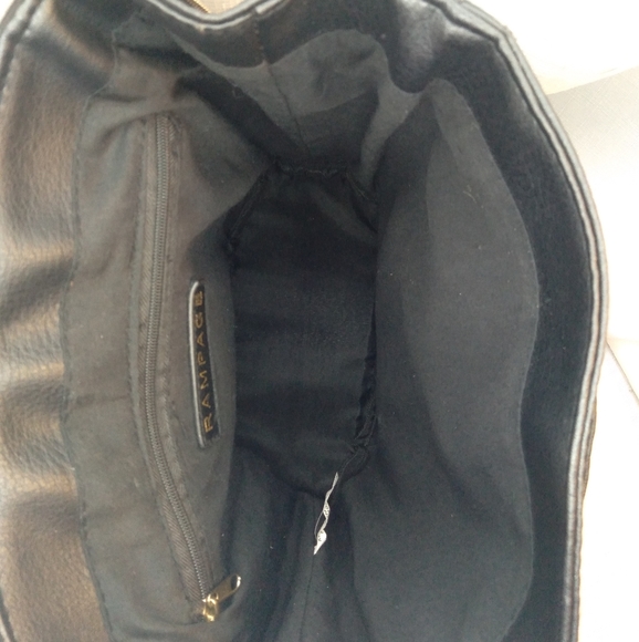 Black Rampage backpack - Picture 7 of 8